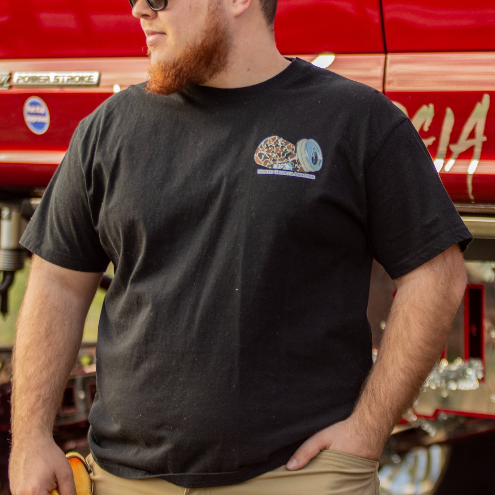 Old School Duck Camo 'Bright Lights' Tee: Soft Cotton, Iconic Beer Logo